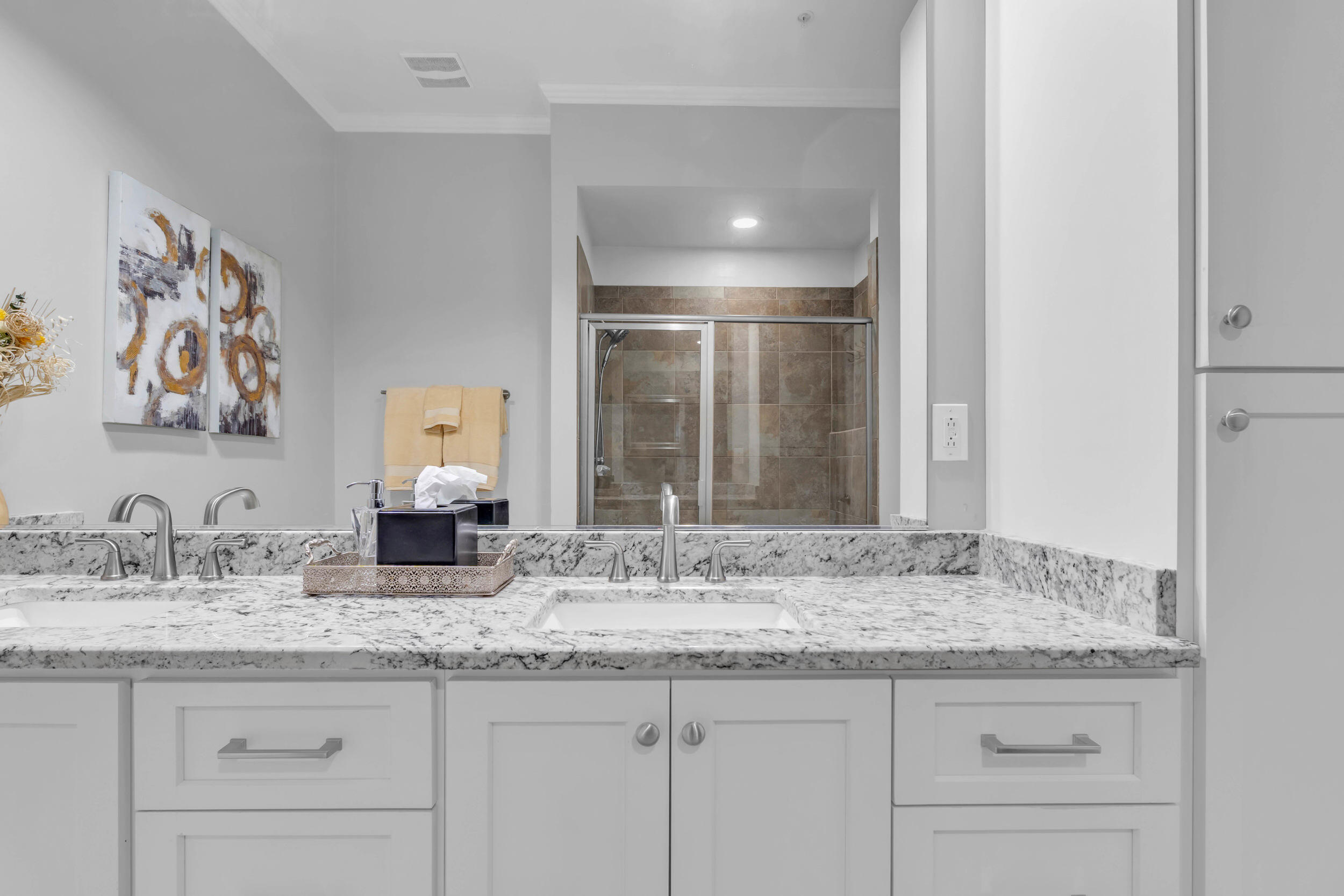 129 Walnut Street, 220