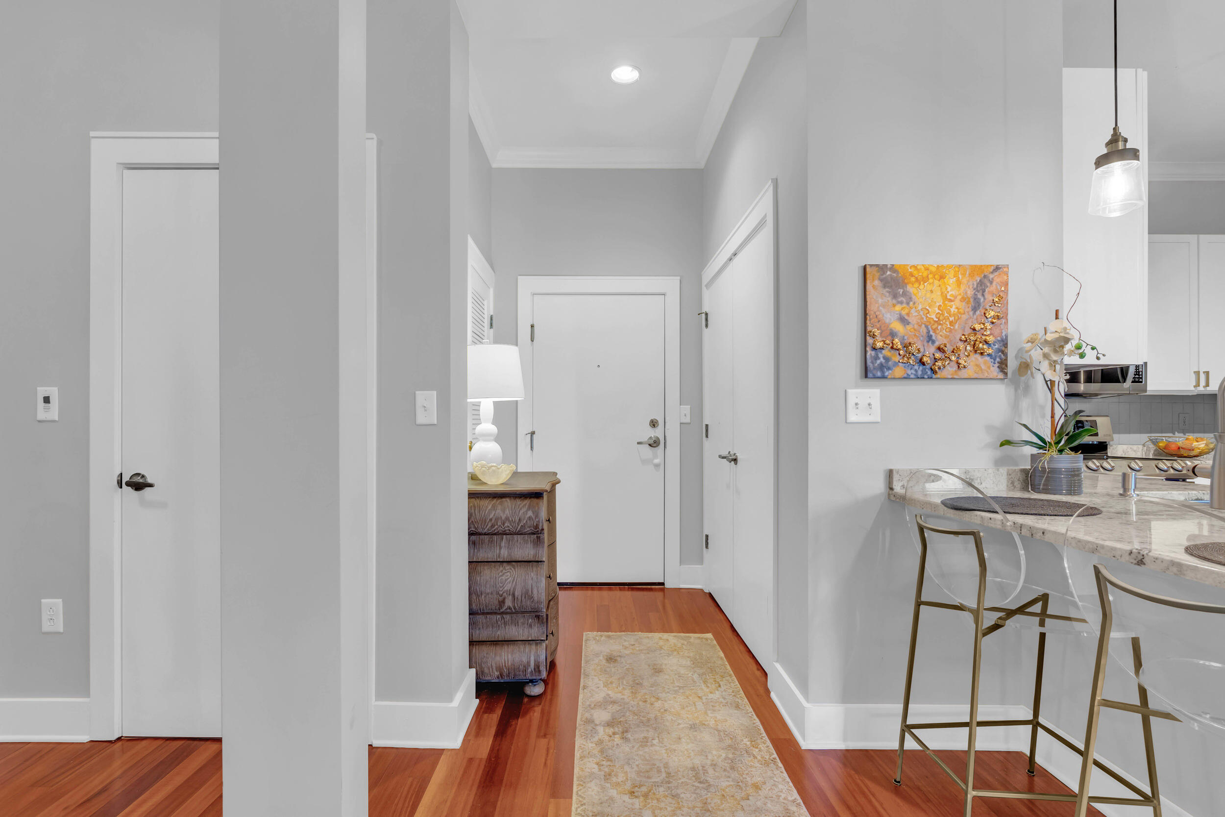 129 Walnut Street, 220