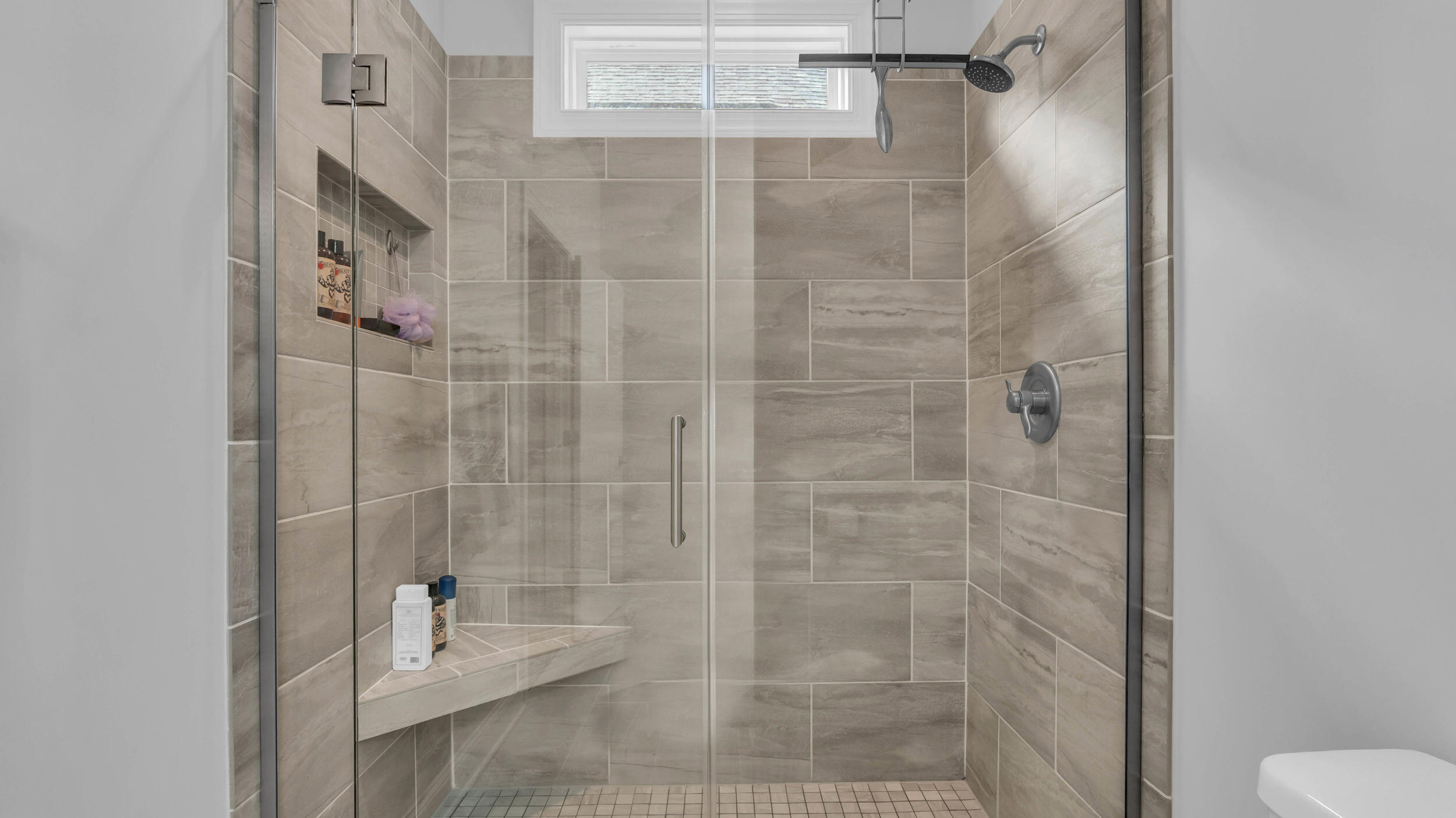 1822 Seven Pines Lane