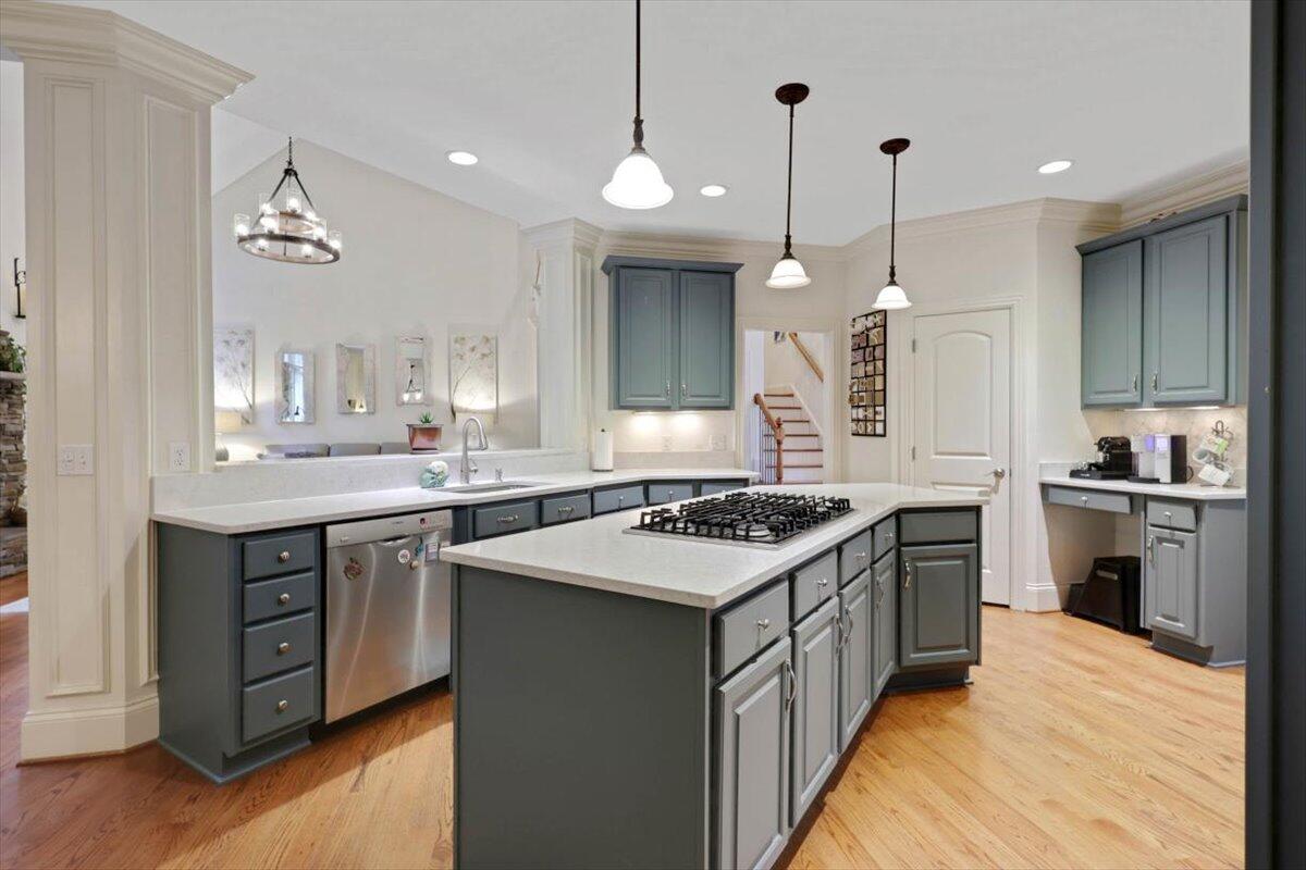 3349 Cloudcrest Trail