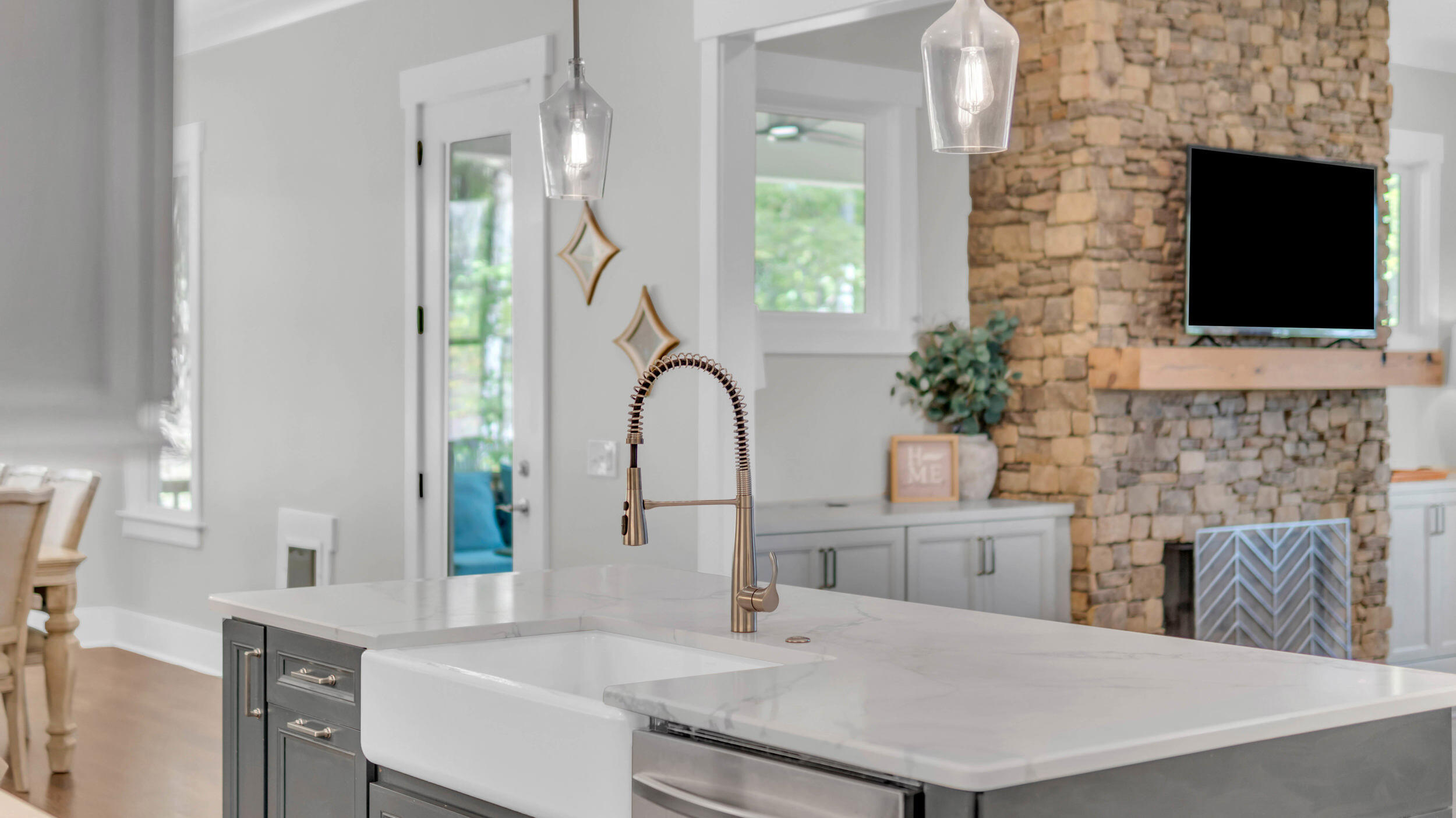 7997 Mountain Laurel Trail
