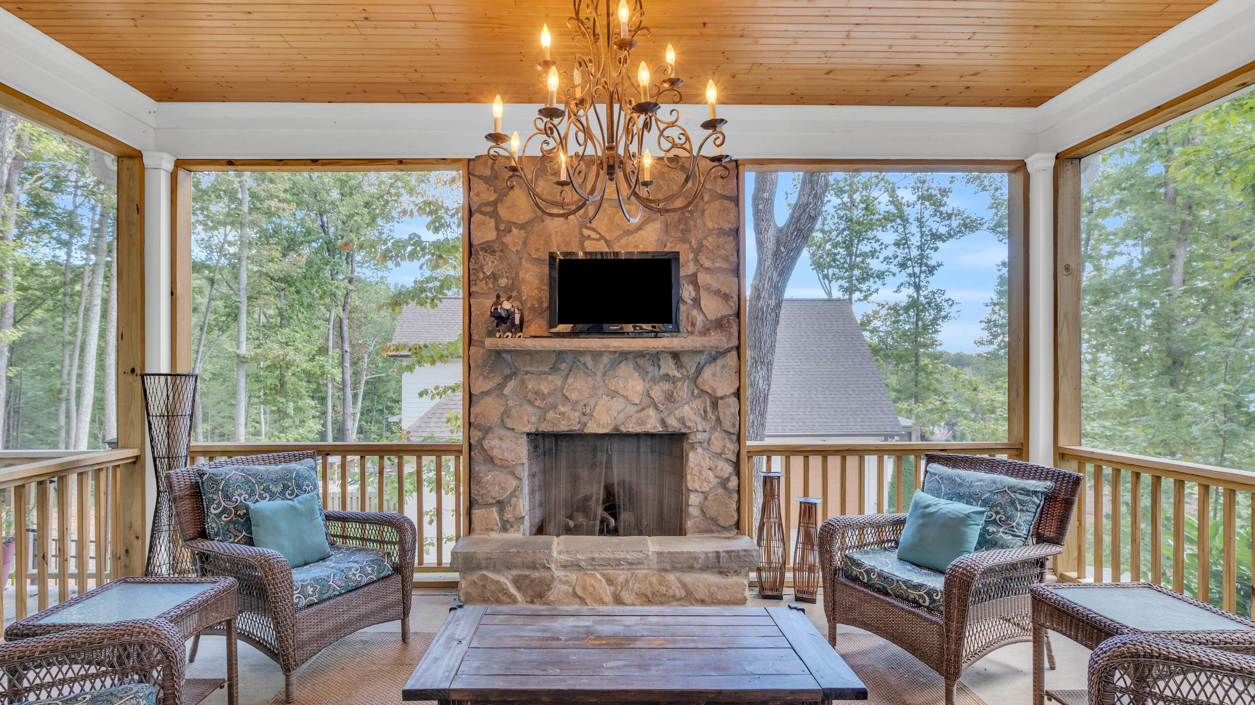 7997 Mountain Laurel Trail