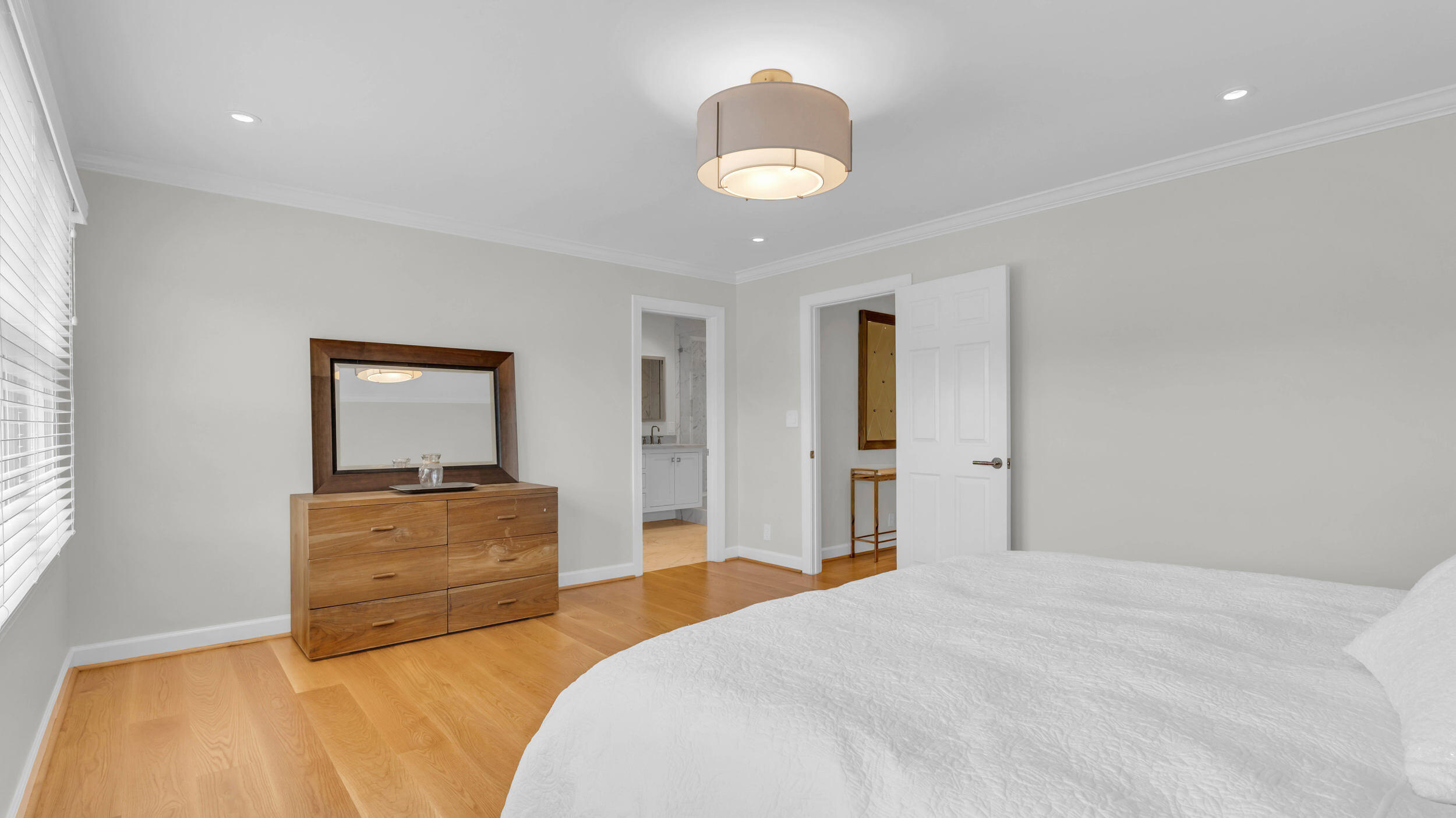 1091 Constitution Drive