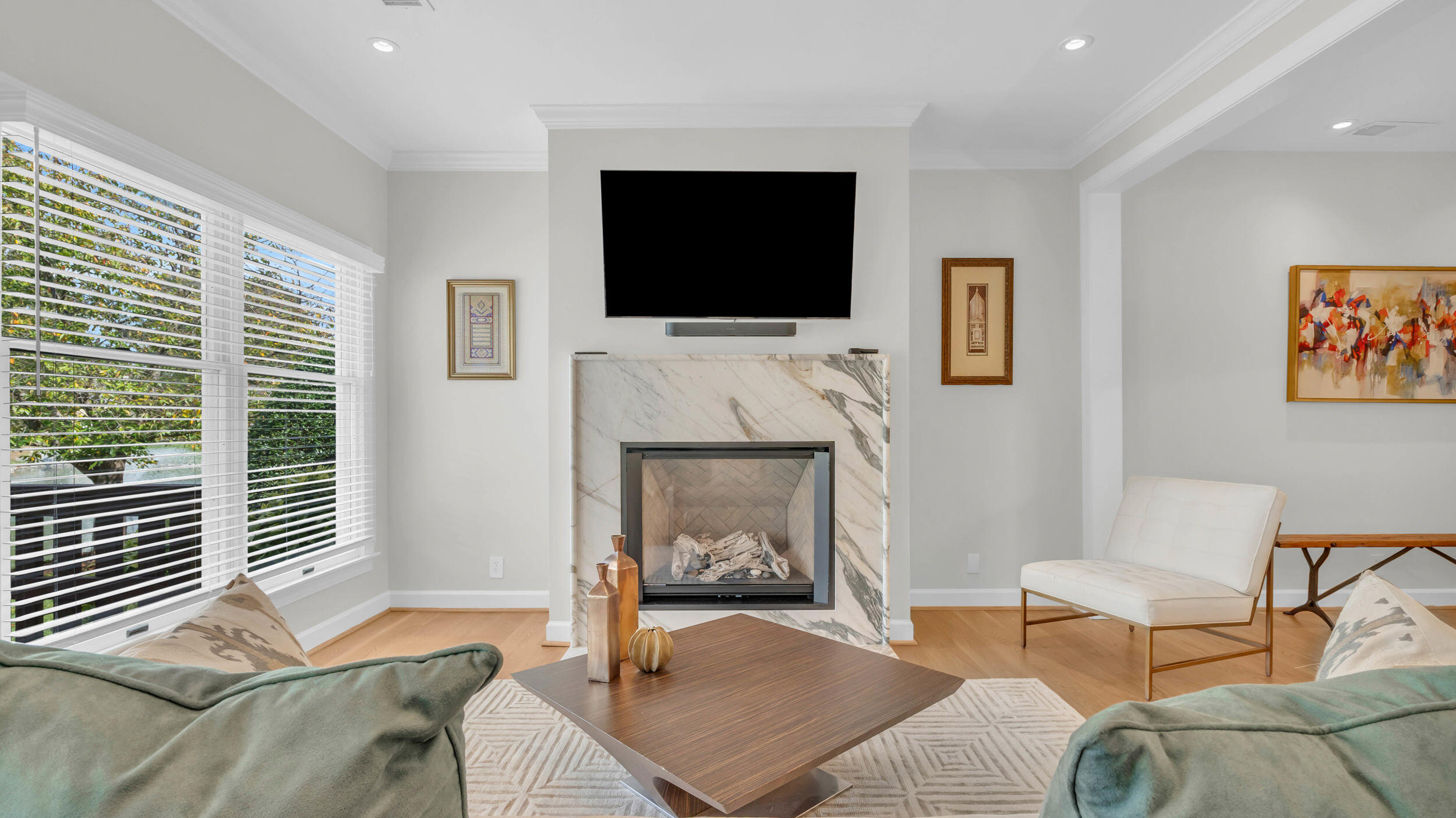 1091 Constitution Drive