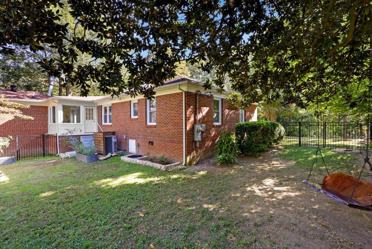 3813 Knollwood Drive
