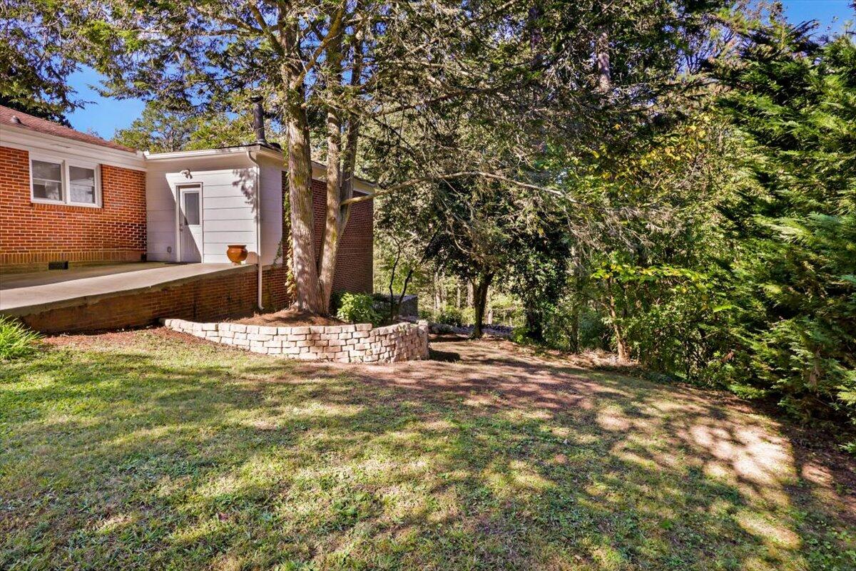 3813 Knollwood Drive
