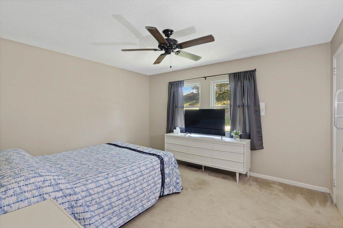 5613 Winding Lane