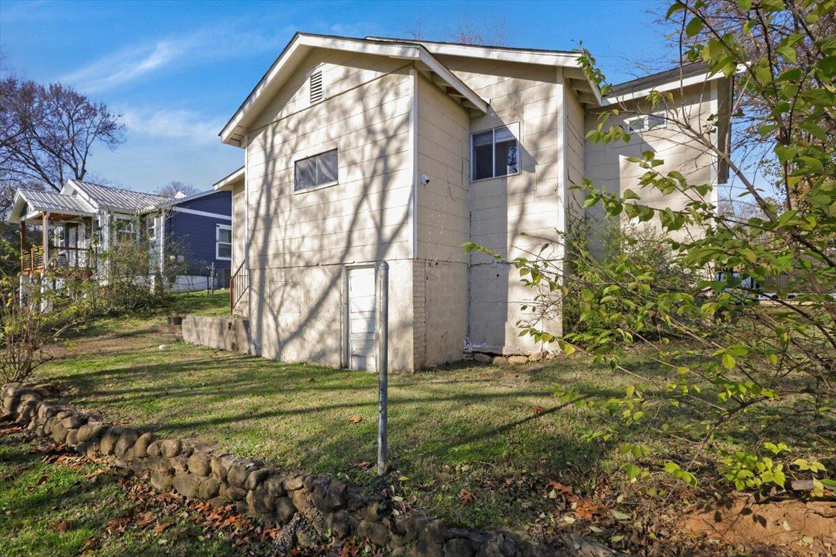 3638 Northrop Street