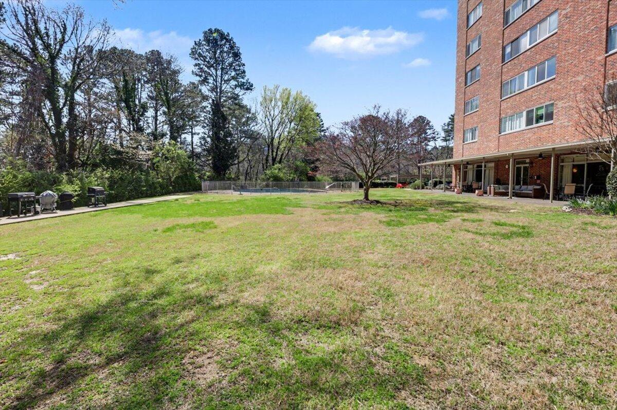 1414 Continental Drive, 1207