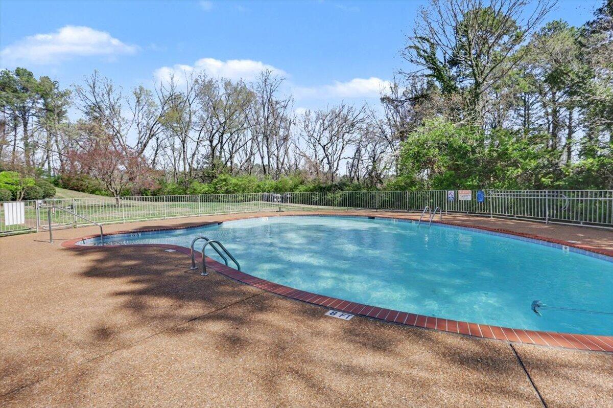 1414 Continental Drive, 1207