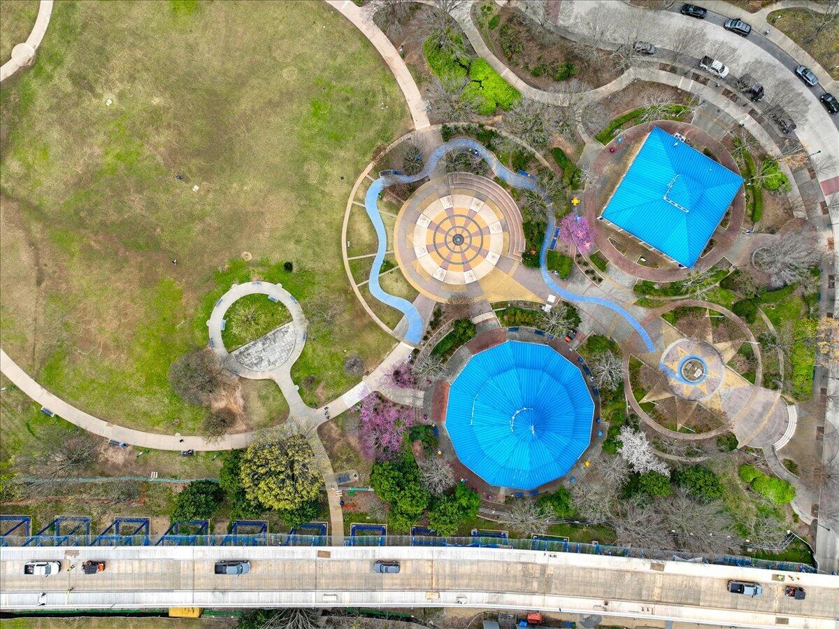 229 Delmont Street, 259