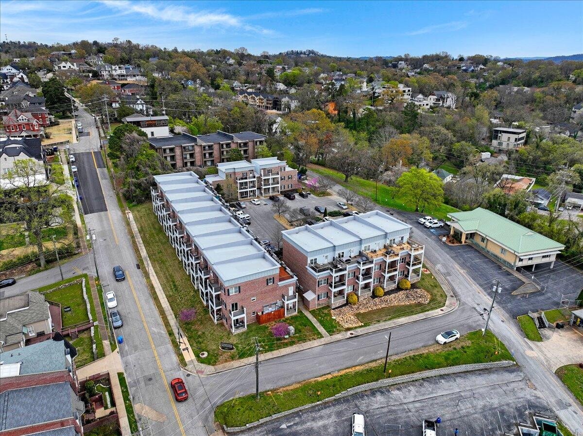 229 Delmont Street, 259