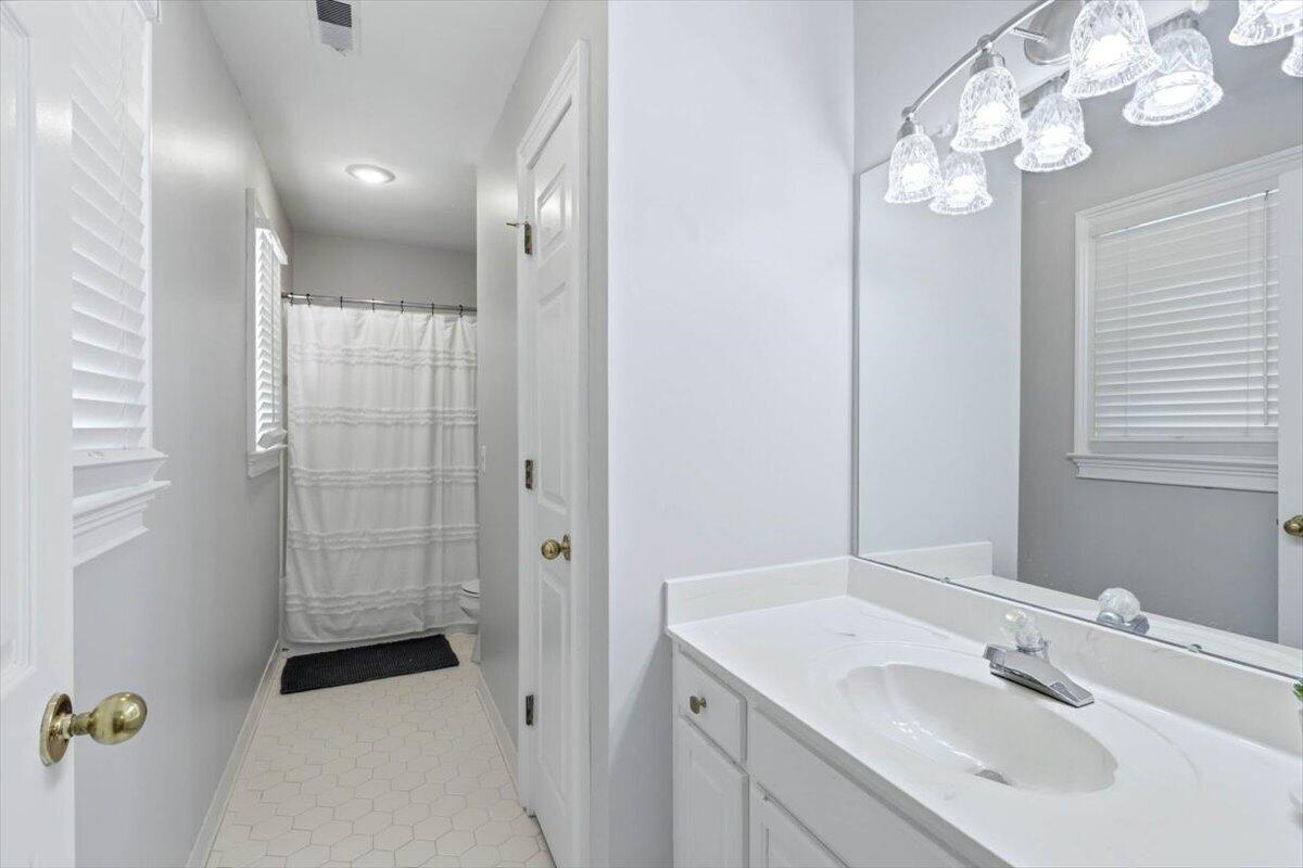 802 Signal Mountain Boulevard