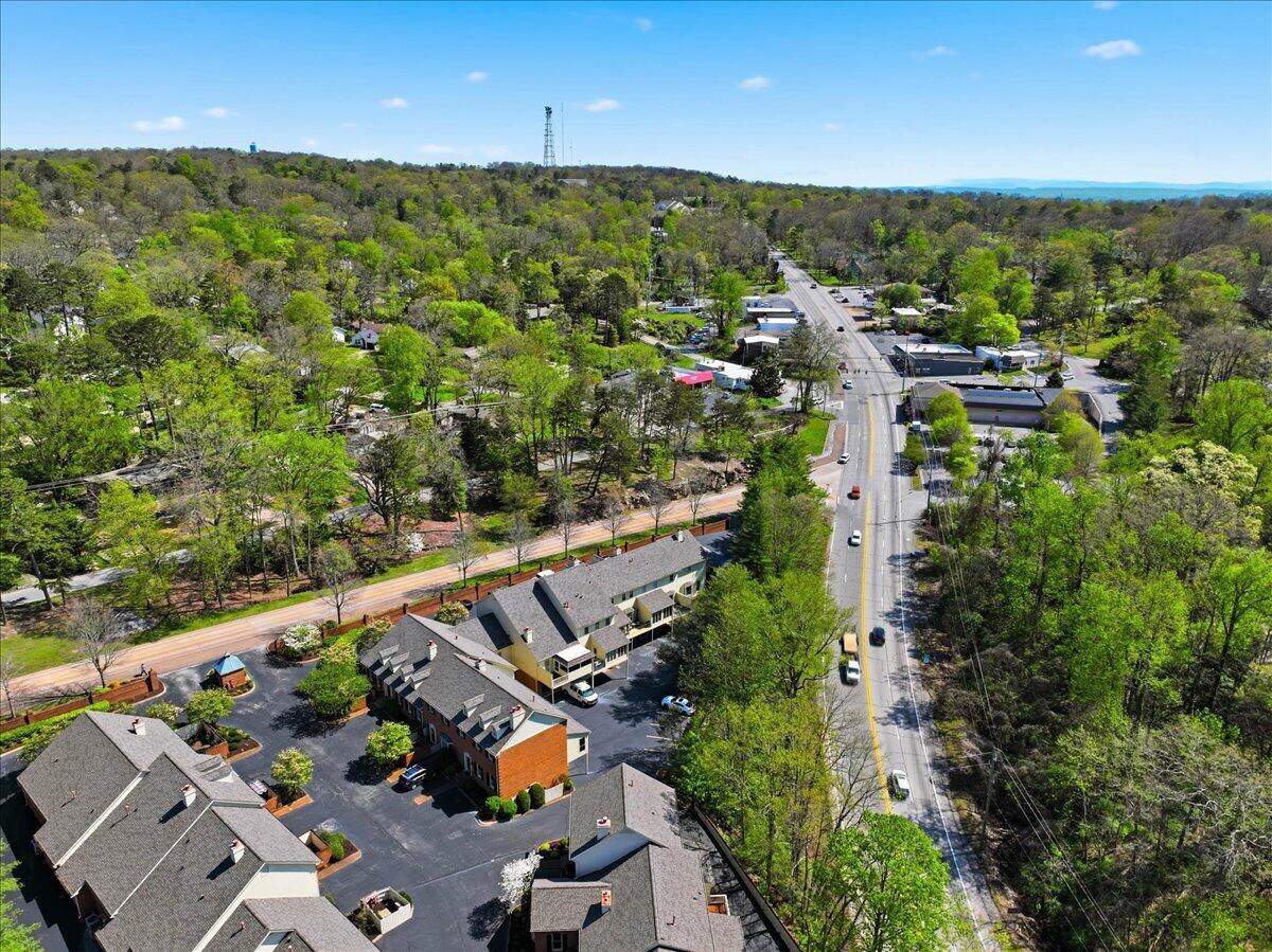 802 Signal Mountain Boulevard