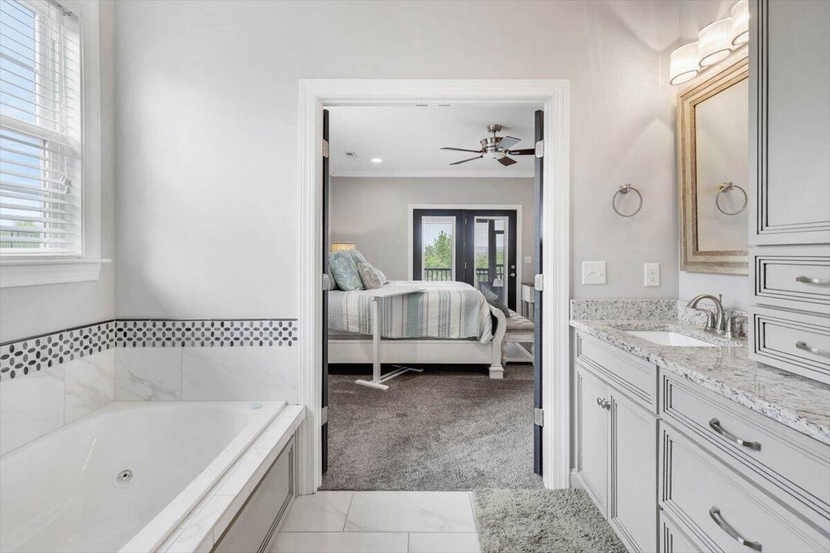 6201 Breezy Hollow Lane