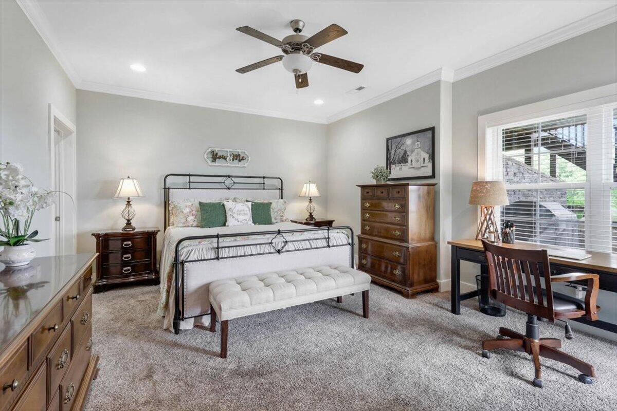 6201 Breezy Hollow Lane