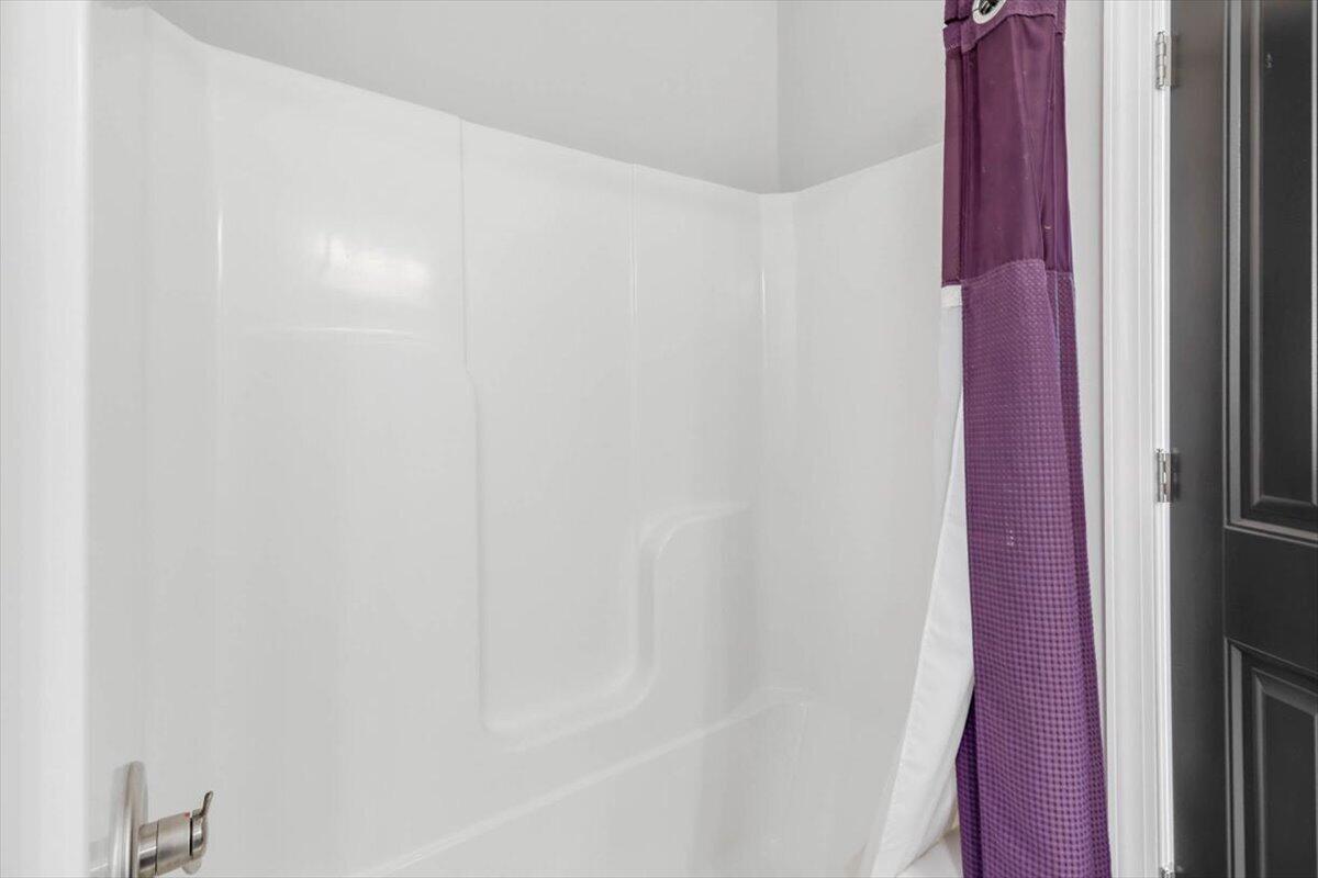 6201 Breezy Hollow Lane