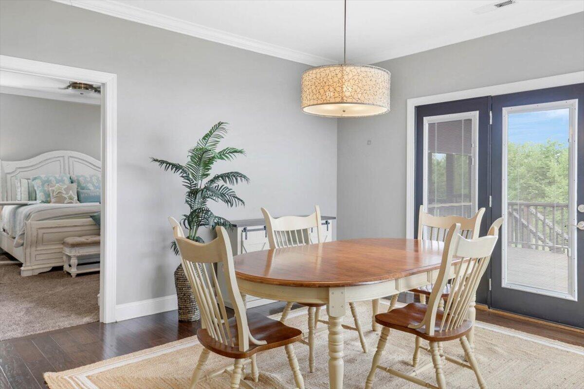 6201 Breezy Hollow Lane