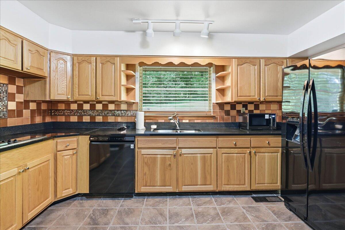 3842 Conahaney Trail