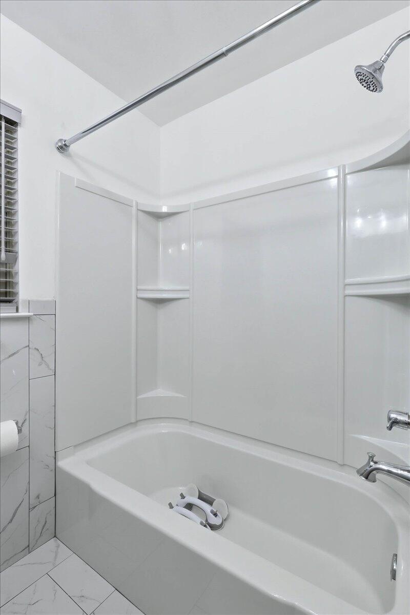 3842 Conahaney Trail