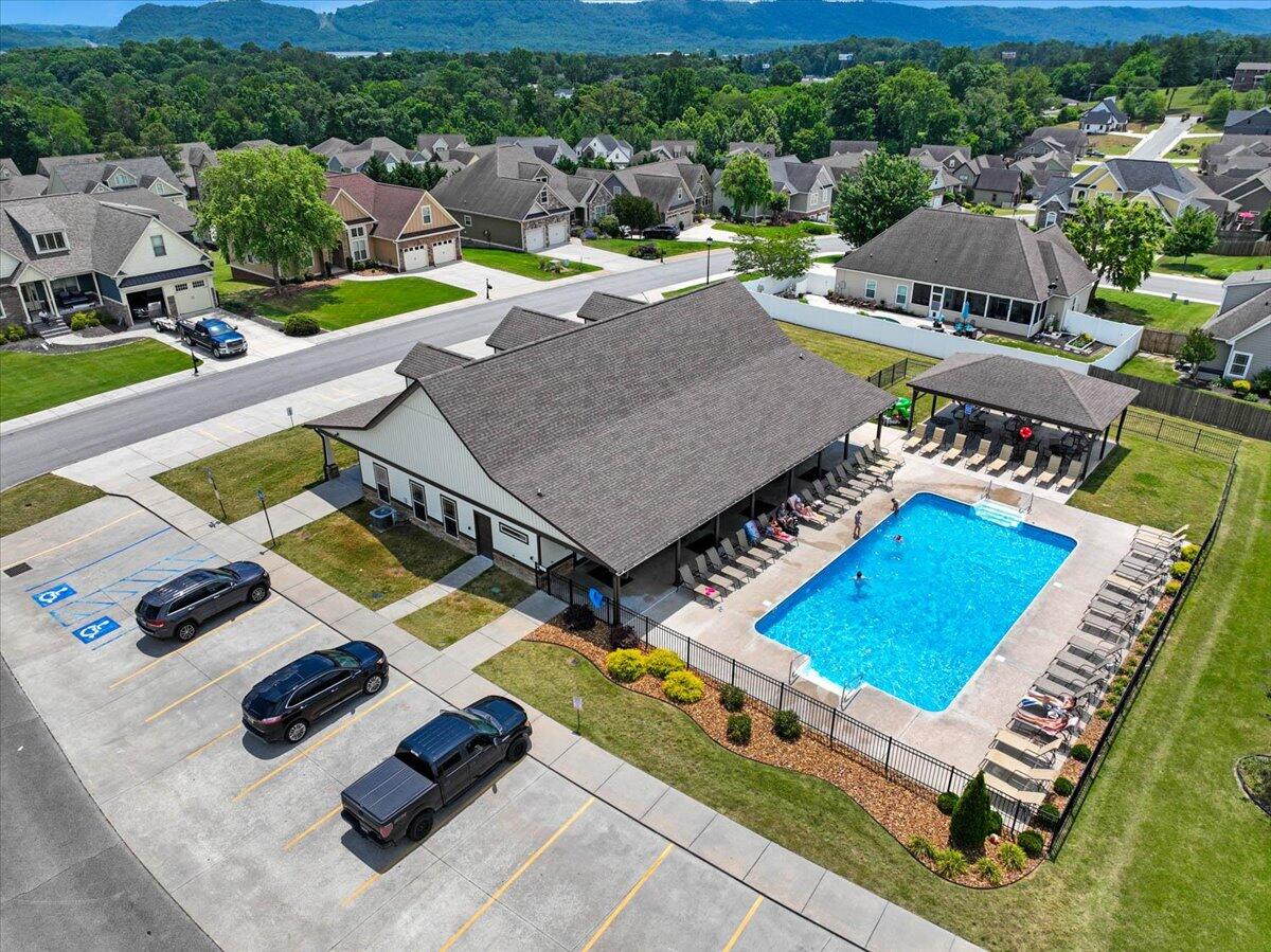 37 Bur Oak Drive