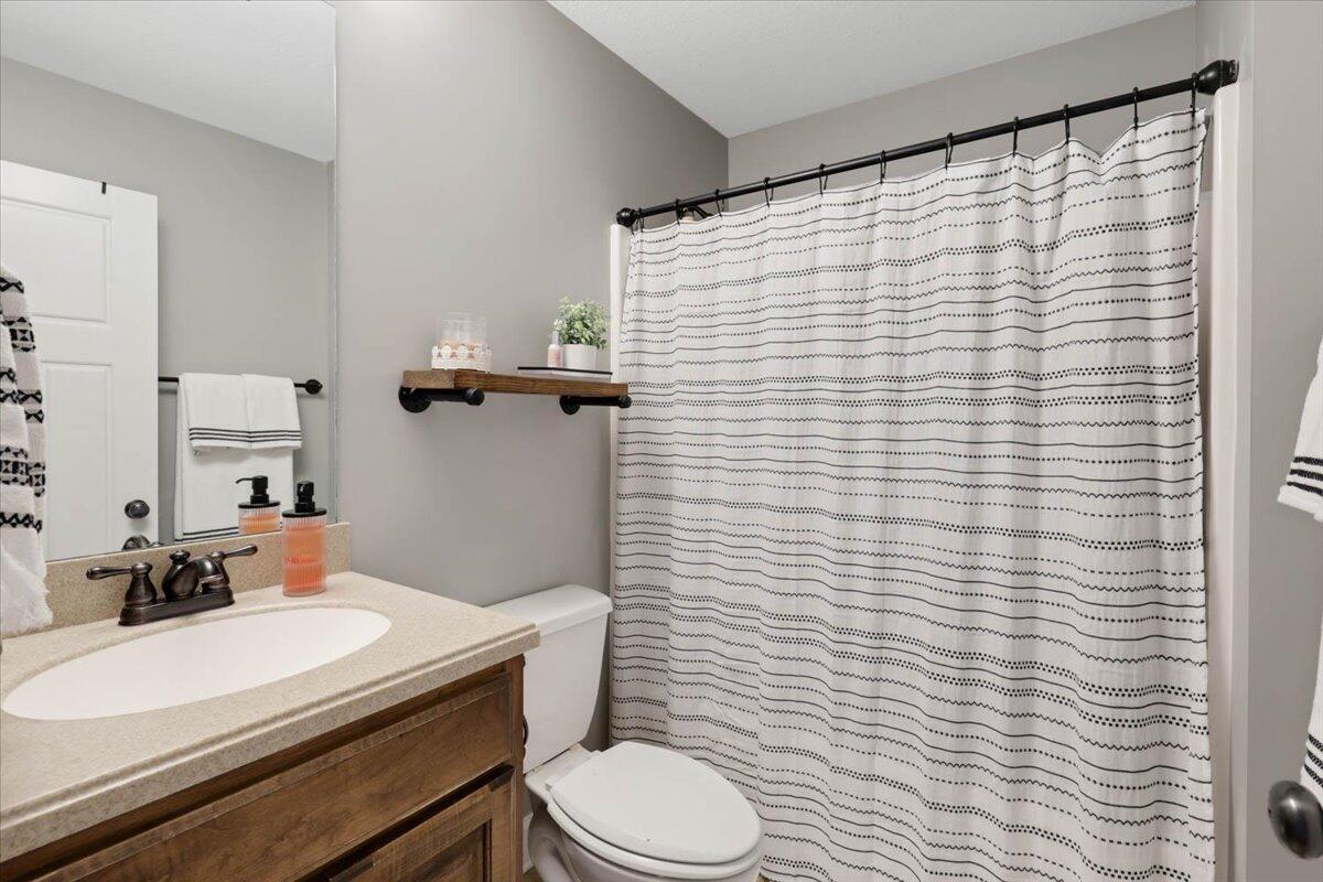 37 Bur Oak Drive