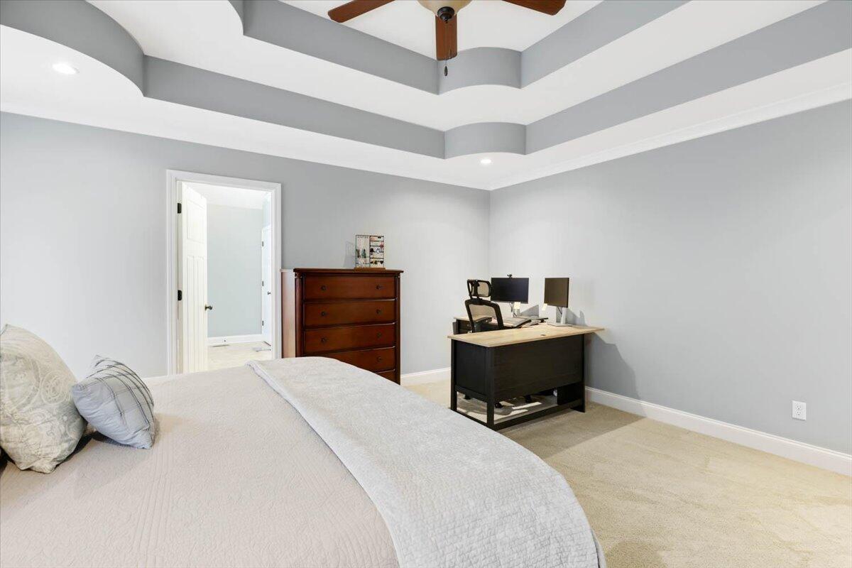 37 Bur Oak Drive