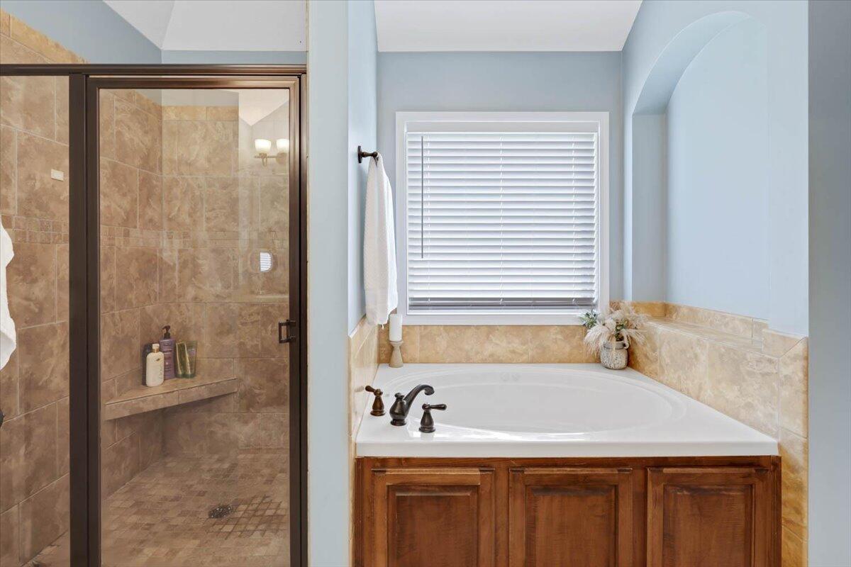 37 Bur Oak Drive