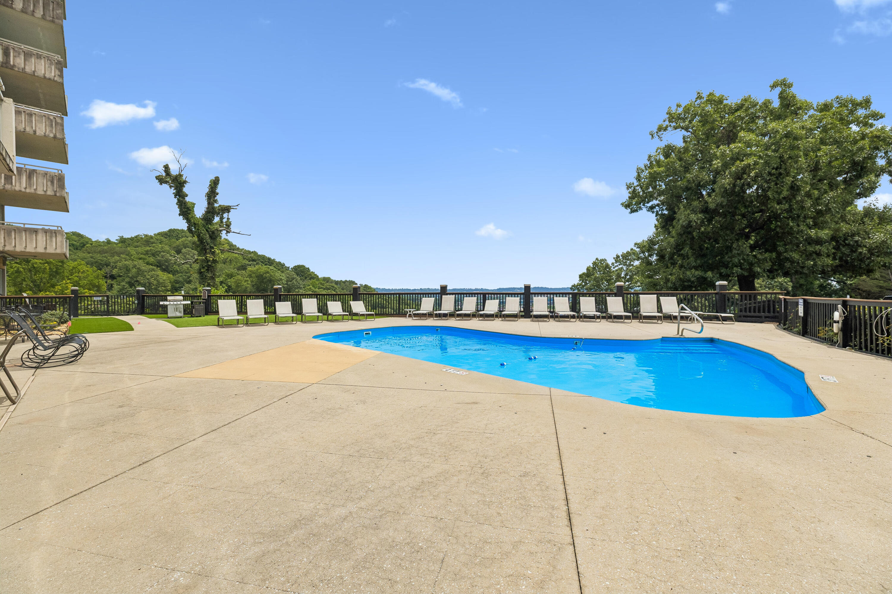 1131 Stringers Ridge Road, 10k