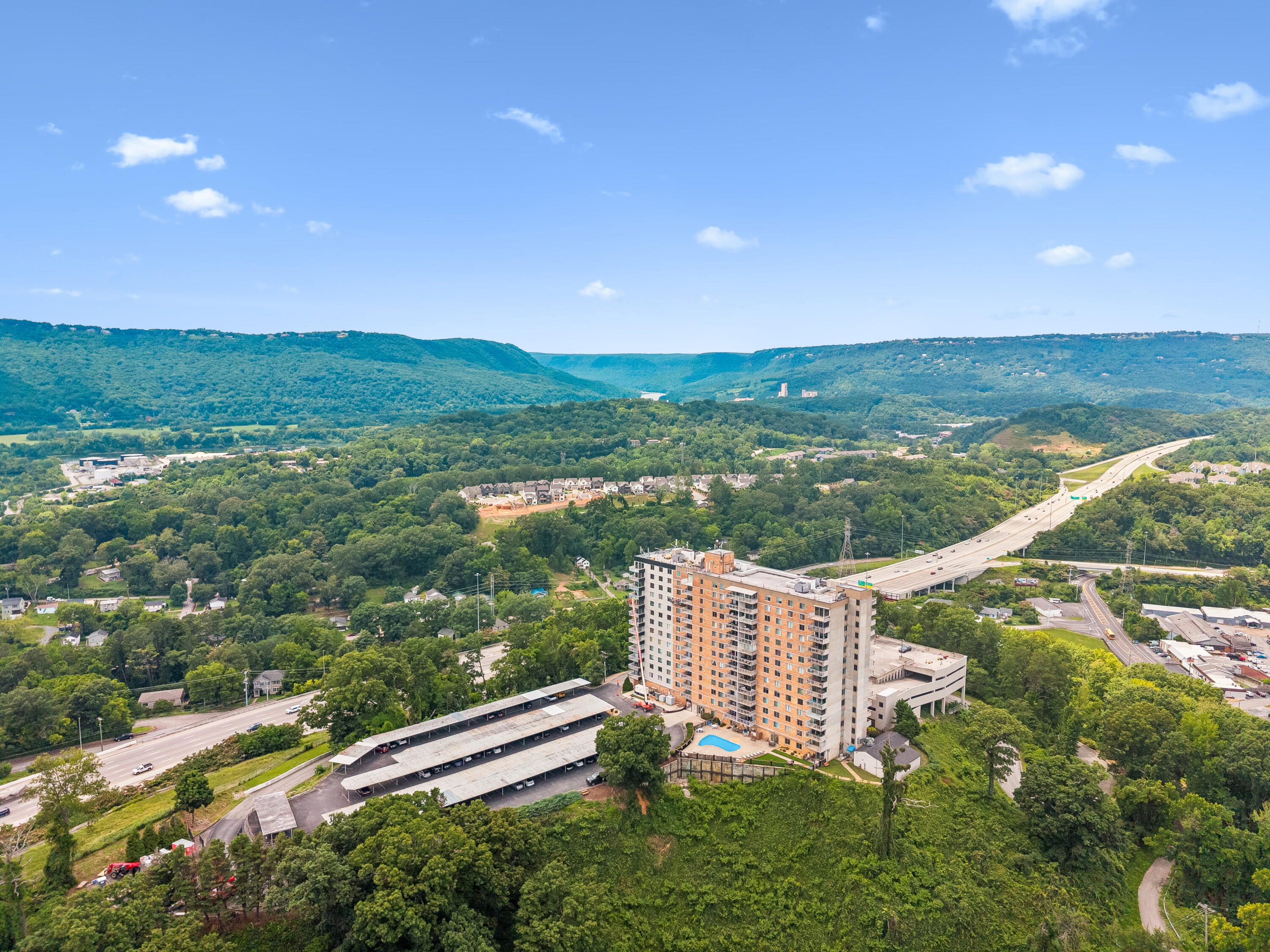 1131 Stringers Ridge Road, 10k