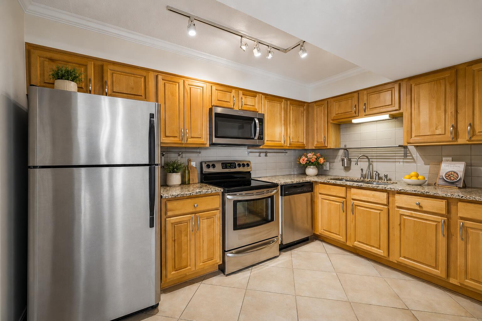 1131 Stringers Ridge Road, 10k