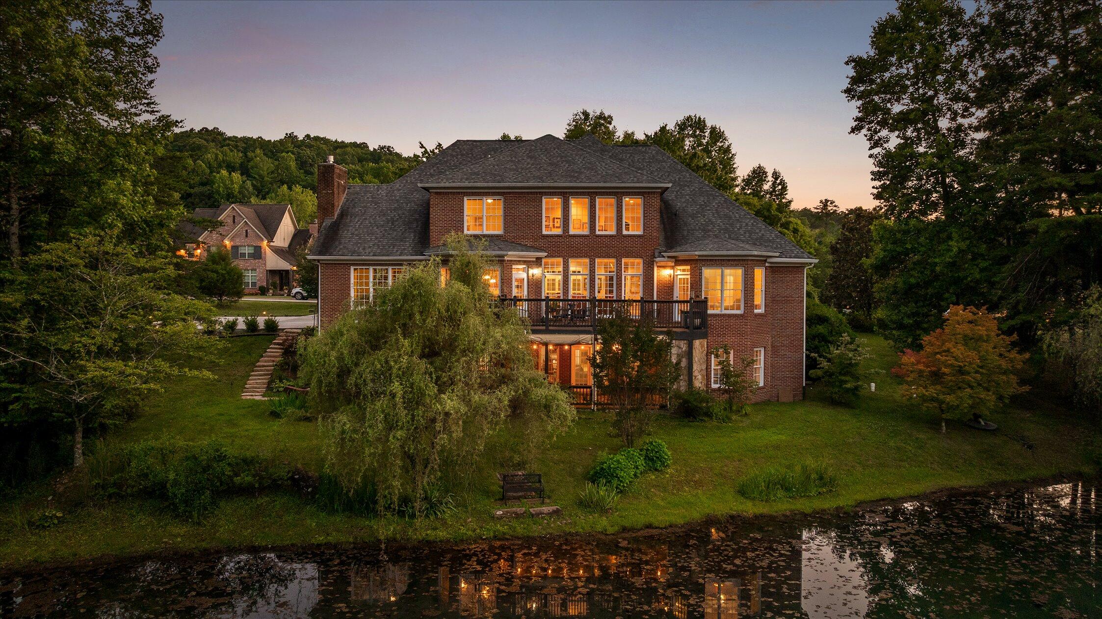 6 Ives Lake Road