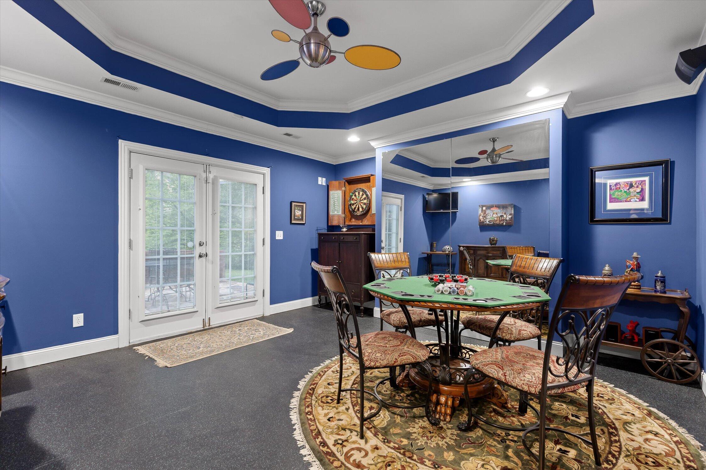 6 Ives Lake Road