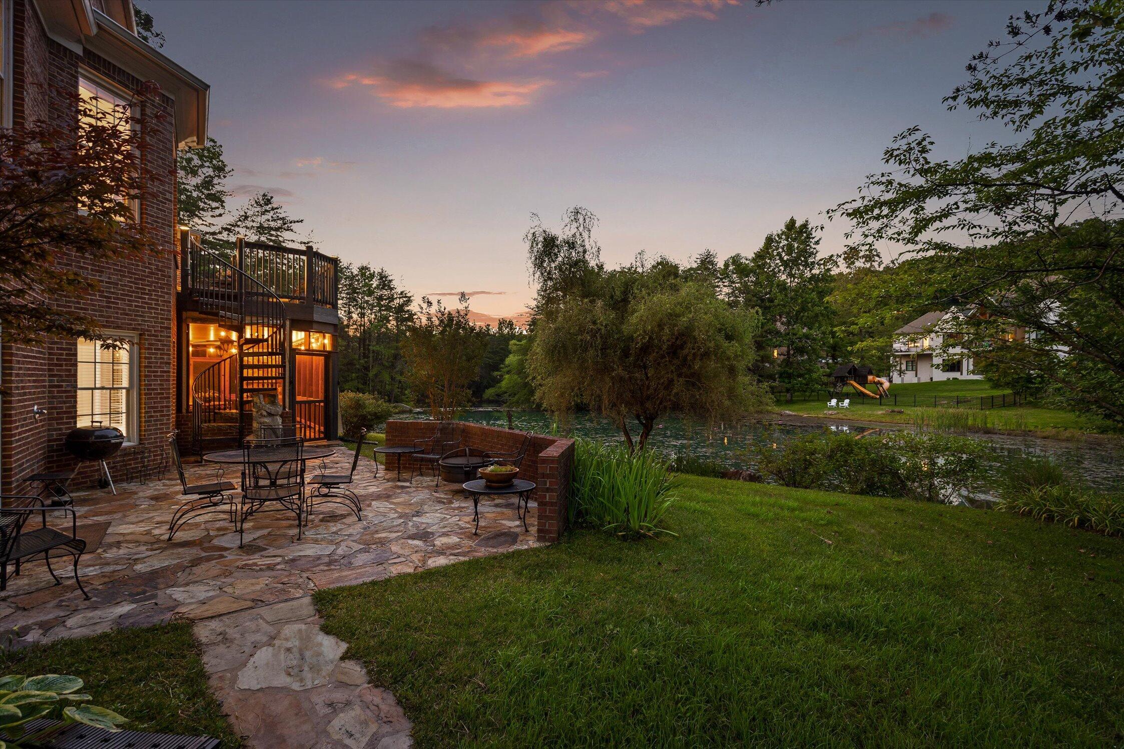 6 Ives Lake Road