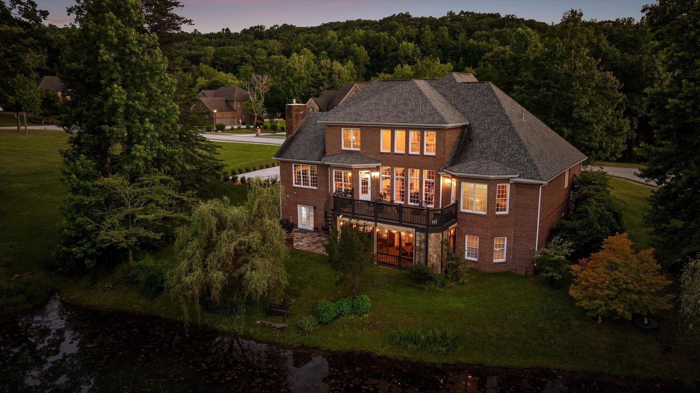 6 Ives Lake Road