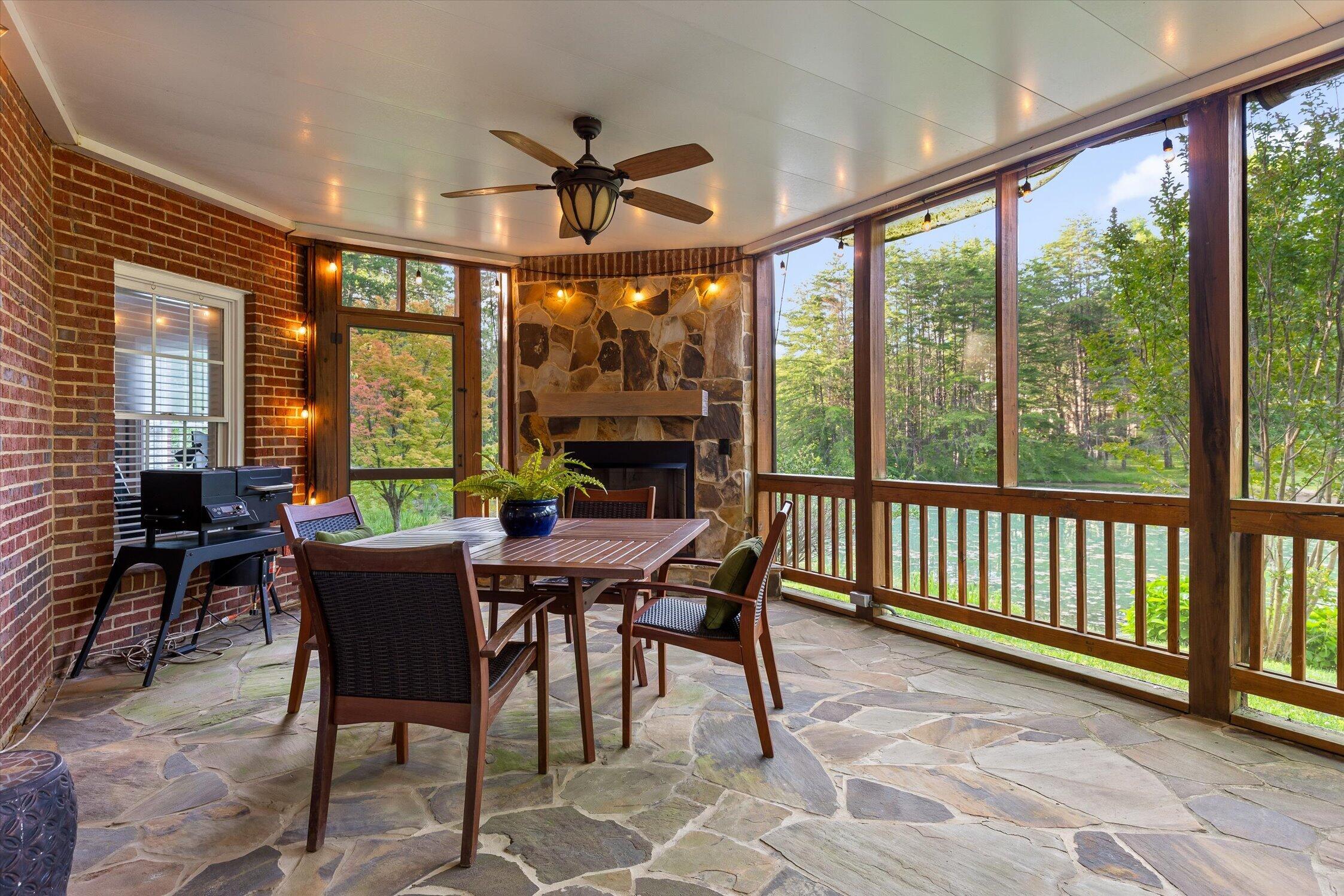 6 Ives Lake Road