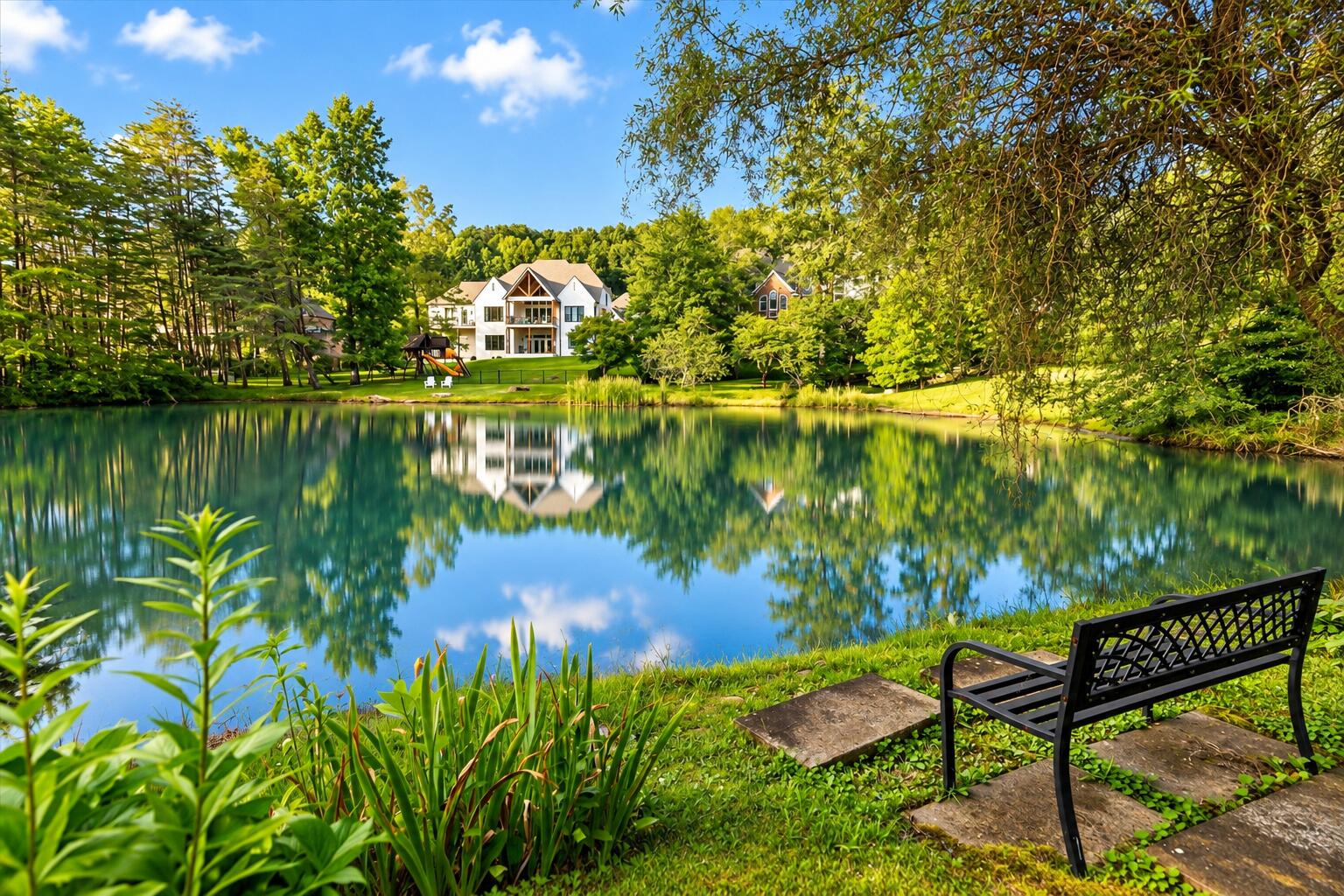 6 Ives Lake Road
