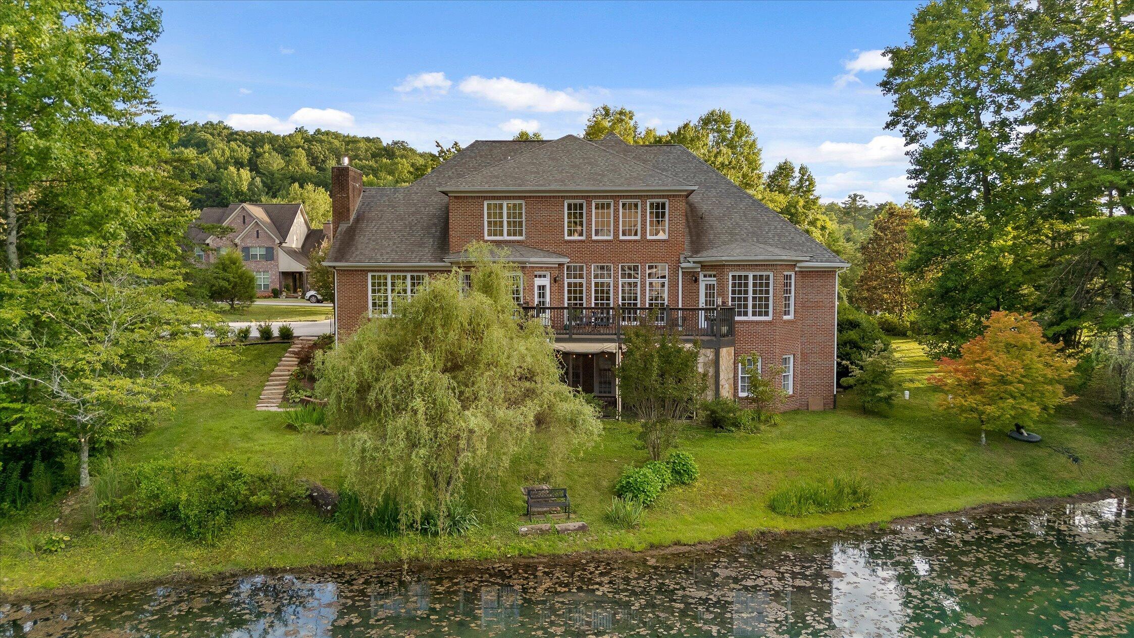 6 Ives Lake Road