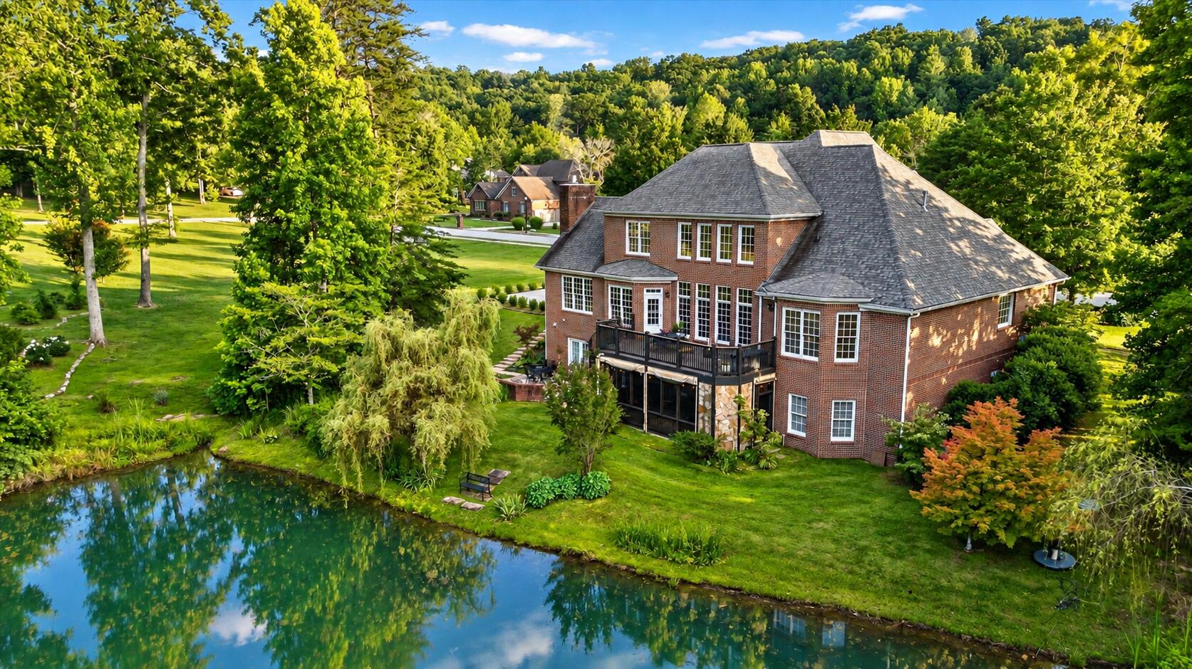 6 Ives Lake Road