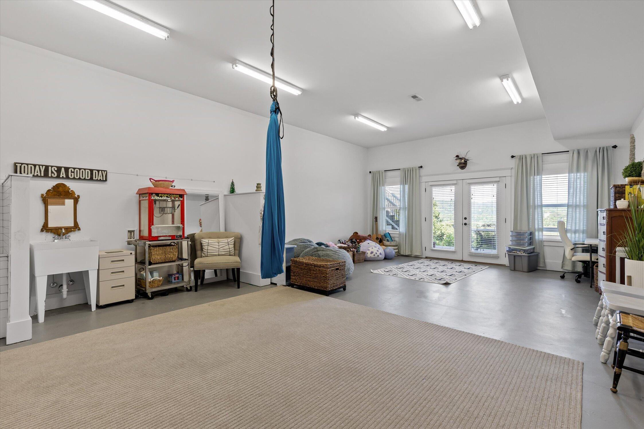 1850 Cash Canyon Road