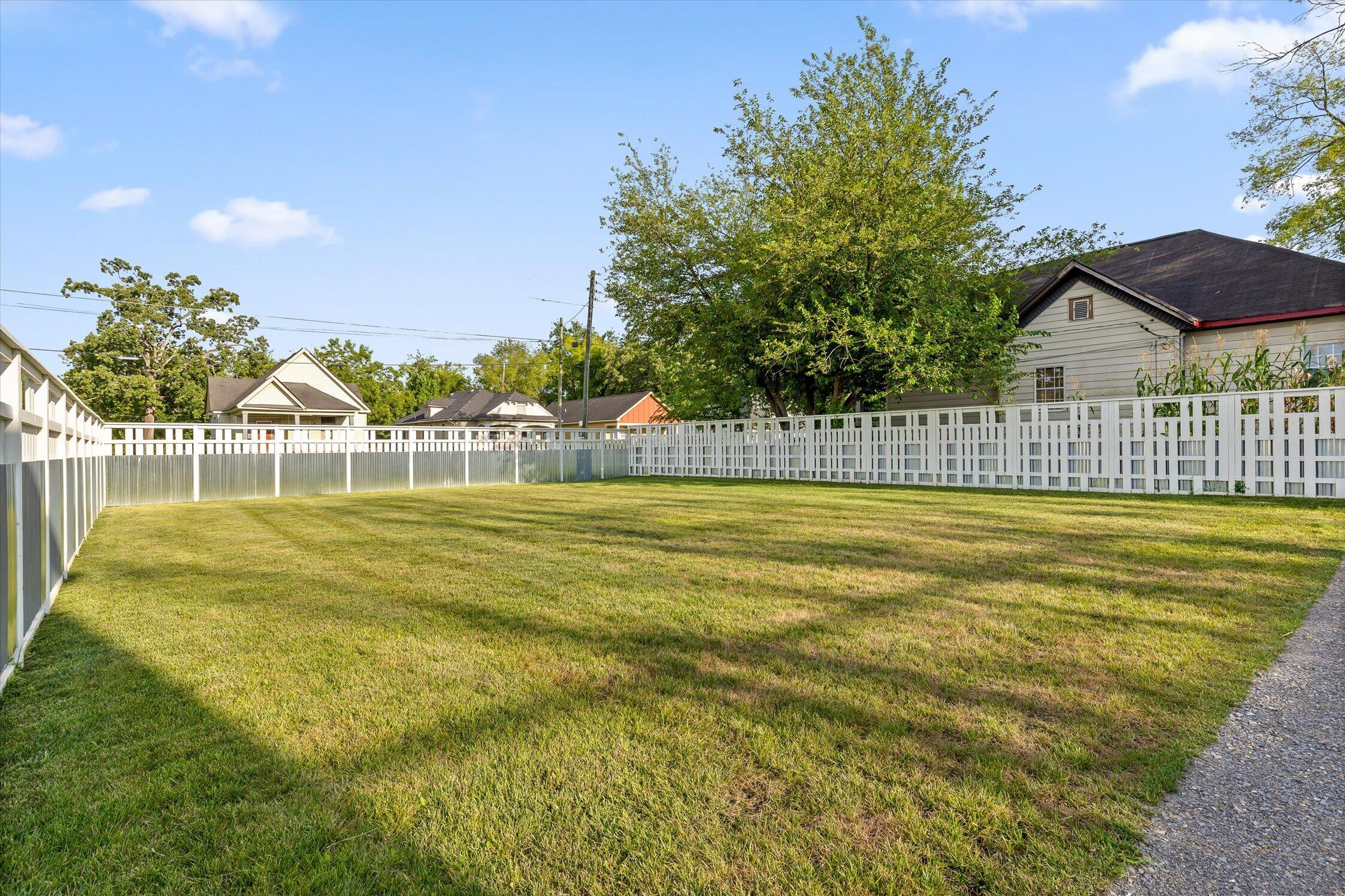 1604 S Orchard Knob Avenue