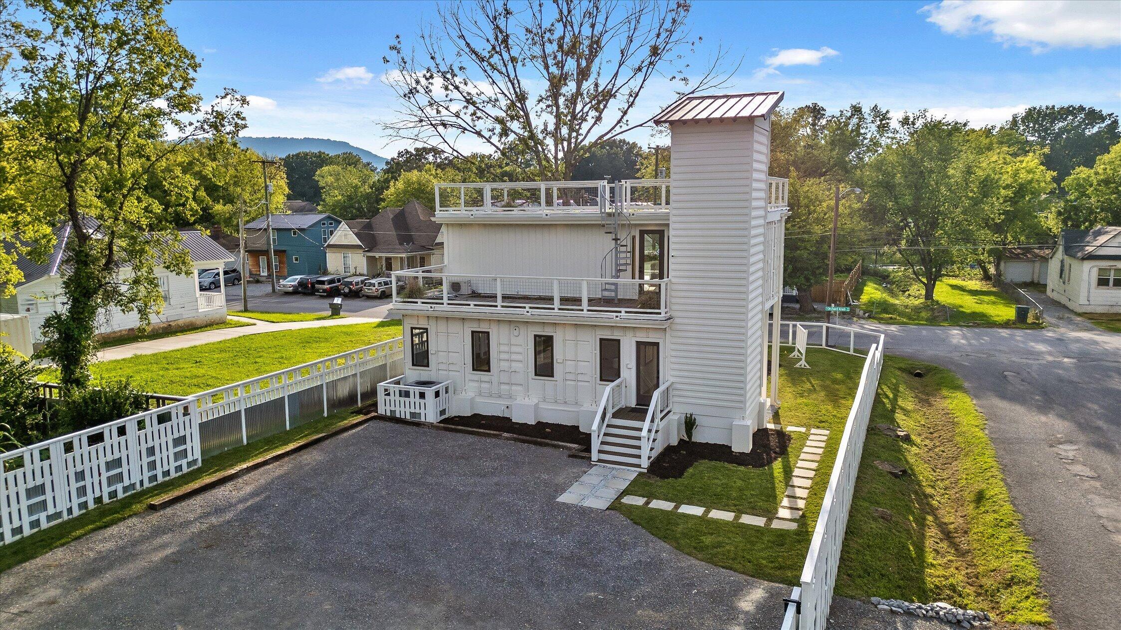 1604 S Orchard Knob Avenue