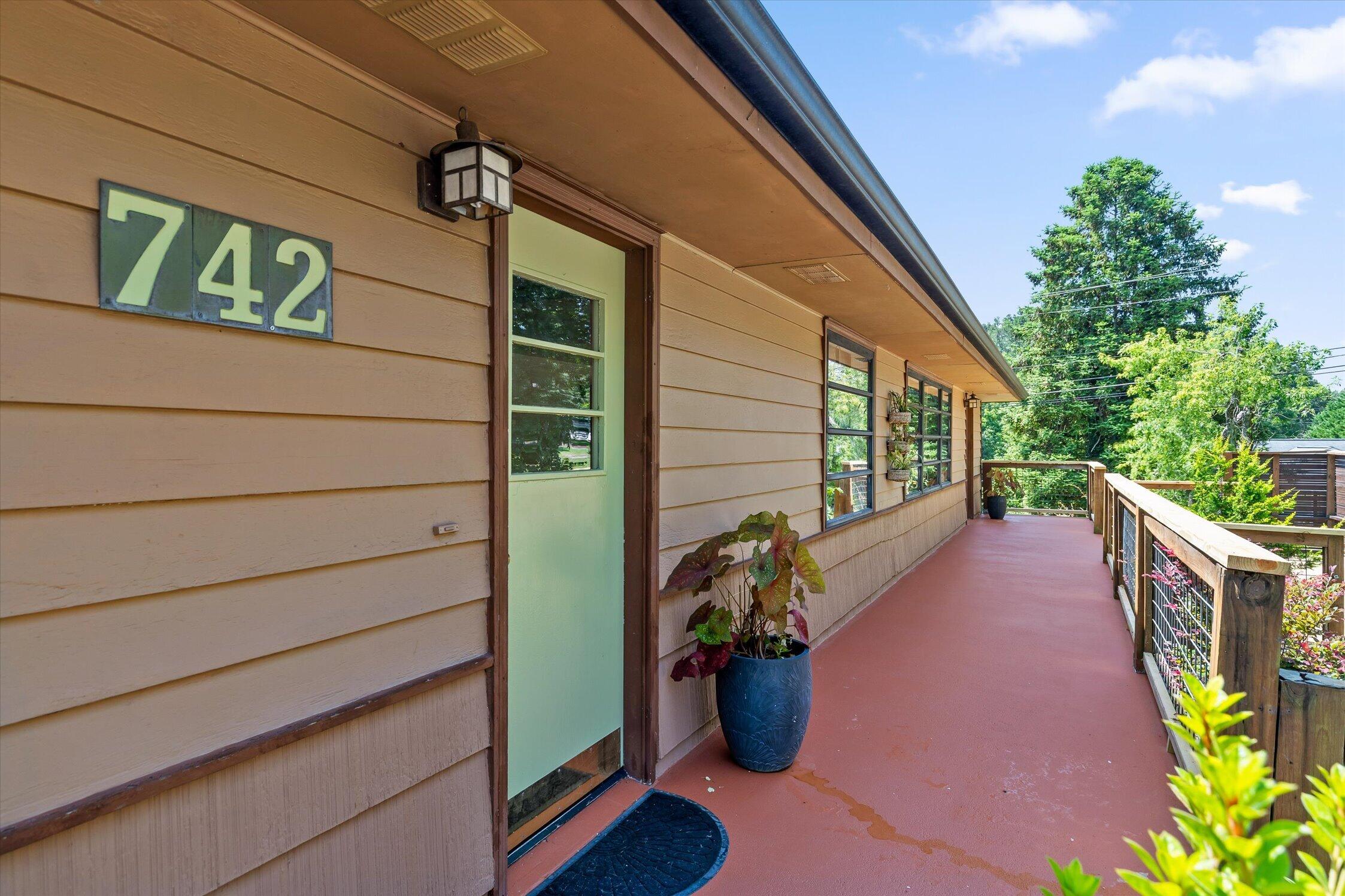 742 S Germantown Circle