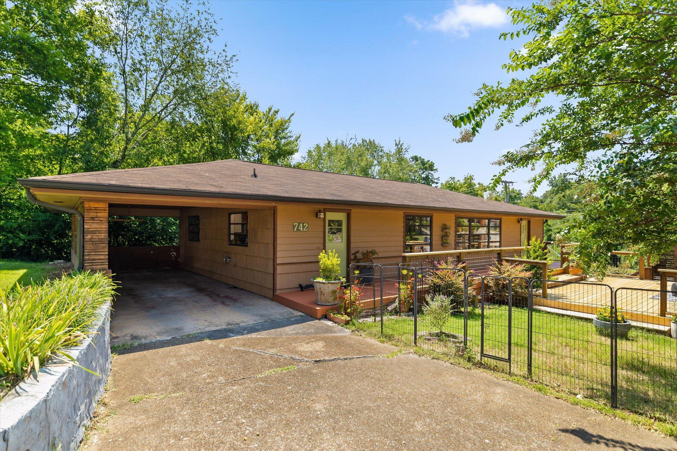 742 S Germantown Circle