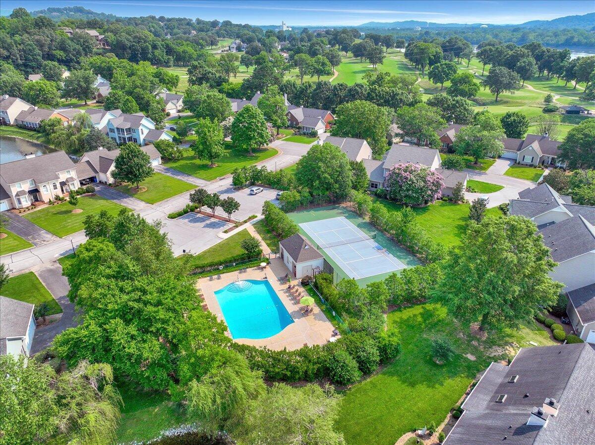 1284 Heritage Landing Drive