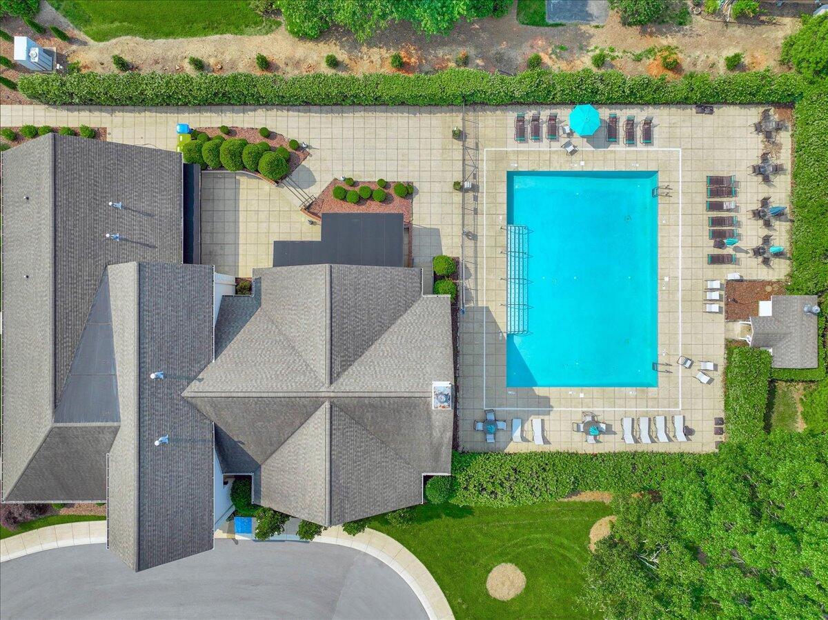 1284 Heritage Landing Drive