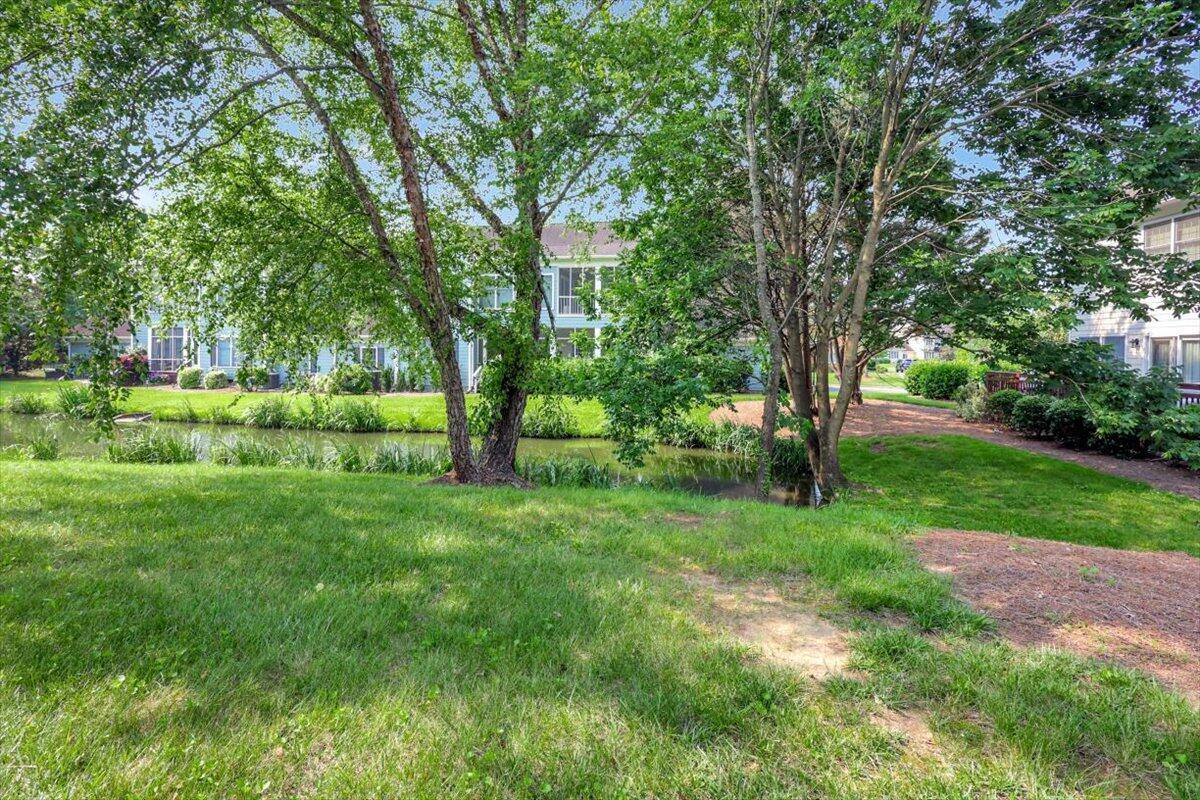 1284 Heritage Landing Drive