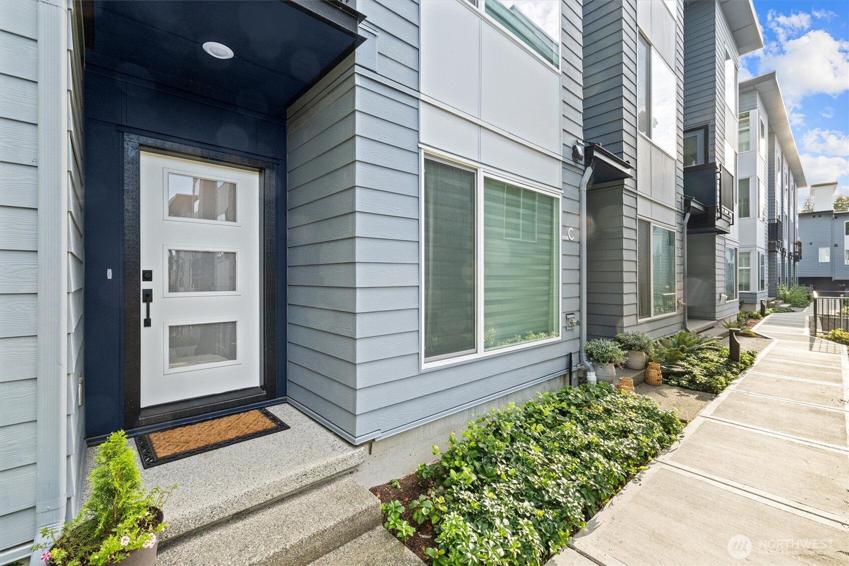 2126 N 147th Street Unit: D