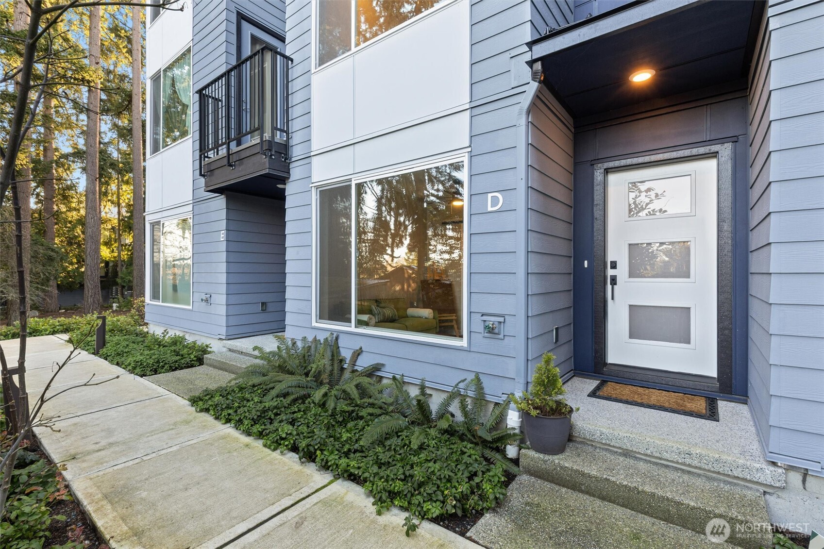 2126 N 147th Street Unit: D