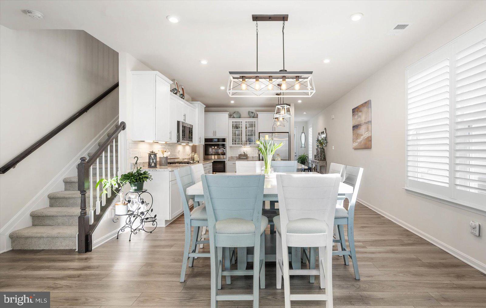 21410 SWEETWATER SQUARE
